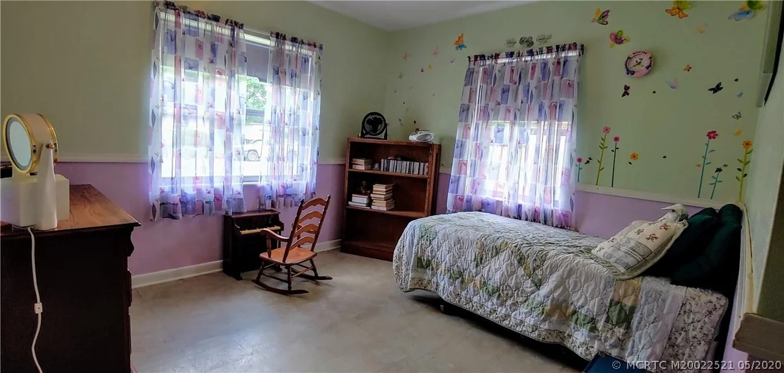 Photo of 4352 Jammes Road