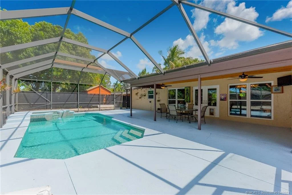 Photo of 308 SW Dyer Drive