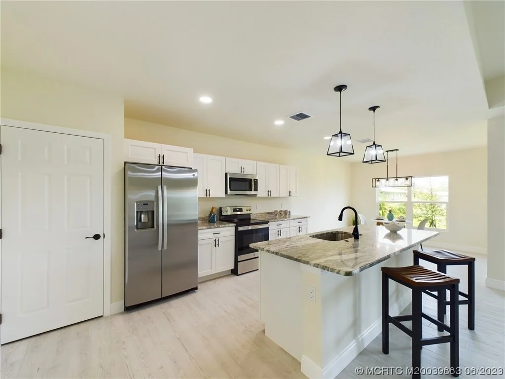 Photo of 9181 100th Avenue