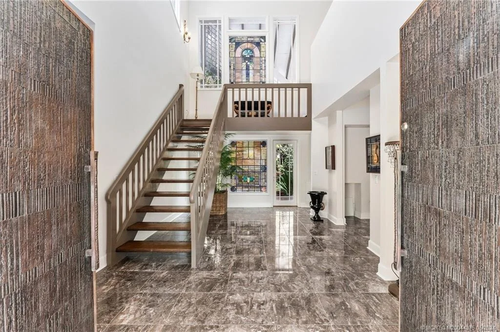 Photo of 12 Oakwood Drive