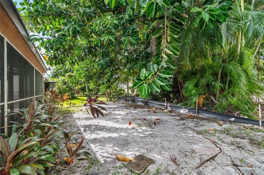 Photo of 4137 Pine Aire Drive