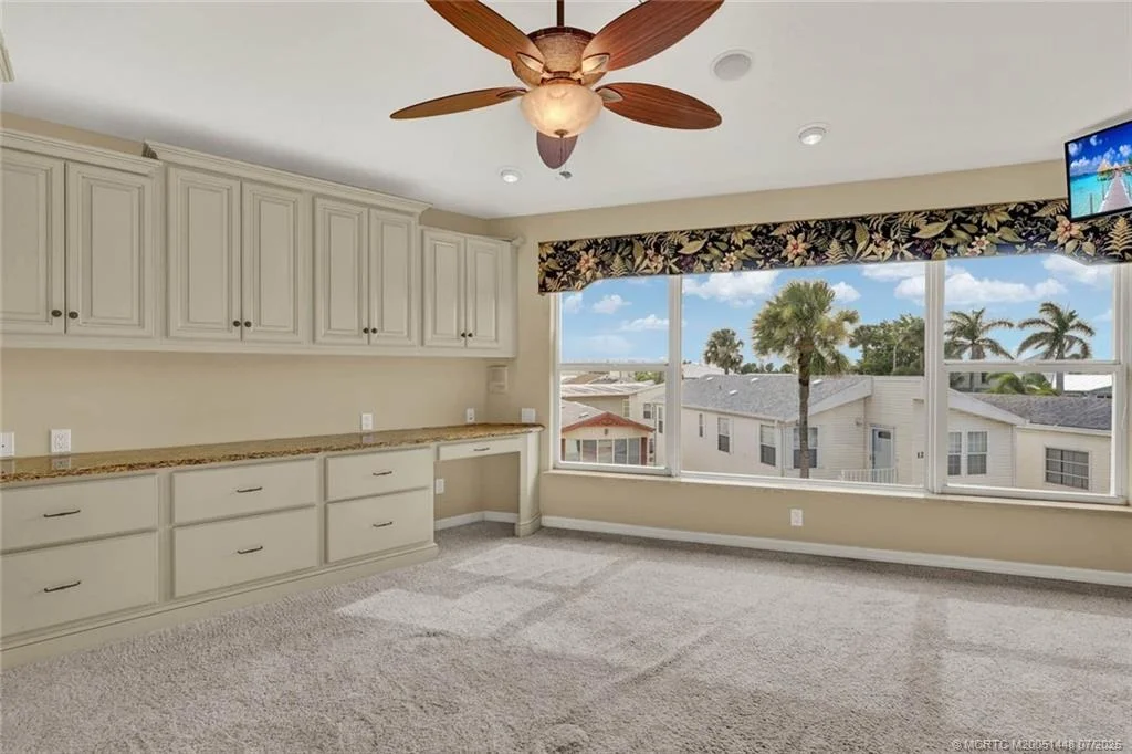 Photo of 1109 Nettles Boulevard