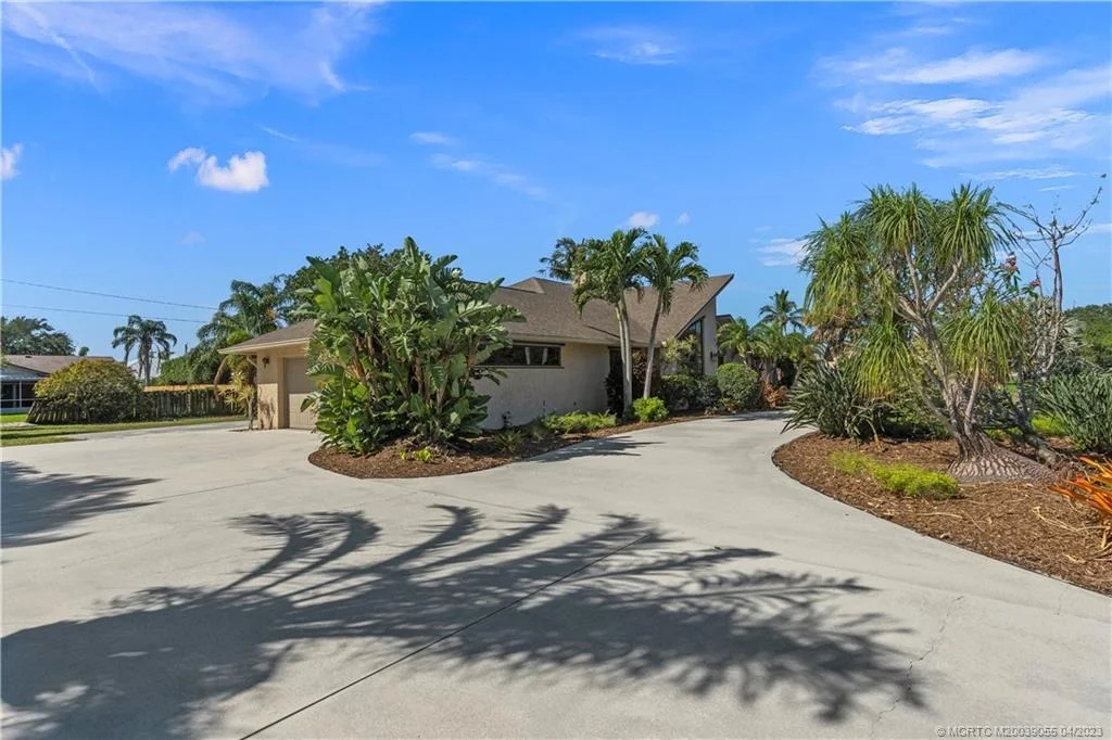 Photo of 5374 SE Inlet Place