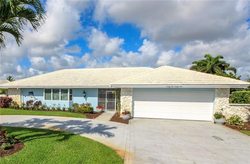 Photo of 3294 SE Fairway E