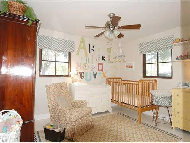 Photo of 723 SE PARKWAY Drive