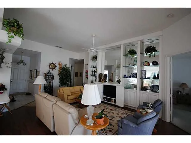 Photo of 1298 SW Eagleglen Place