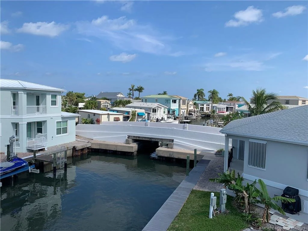 Photo of 23 Nettles Boulevard