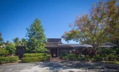 Photo of 231 SE Harbor Point Drive