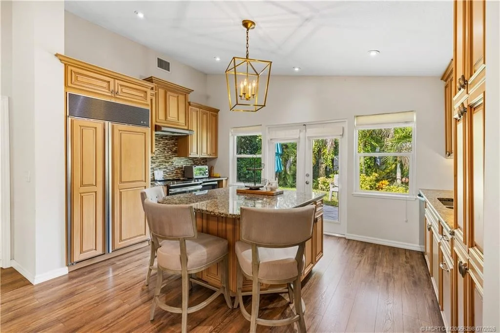 Photo of 908 SE Krueger Parkway