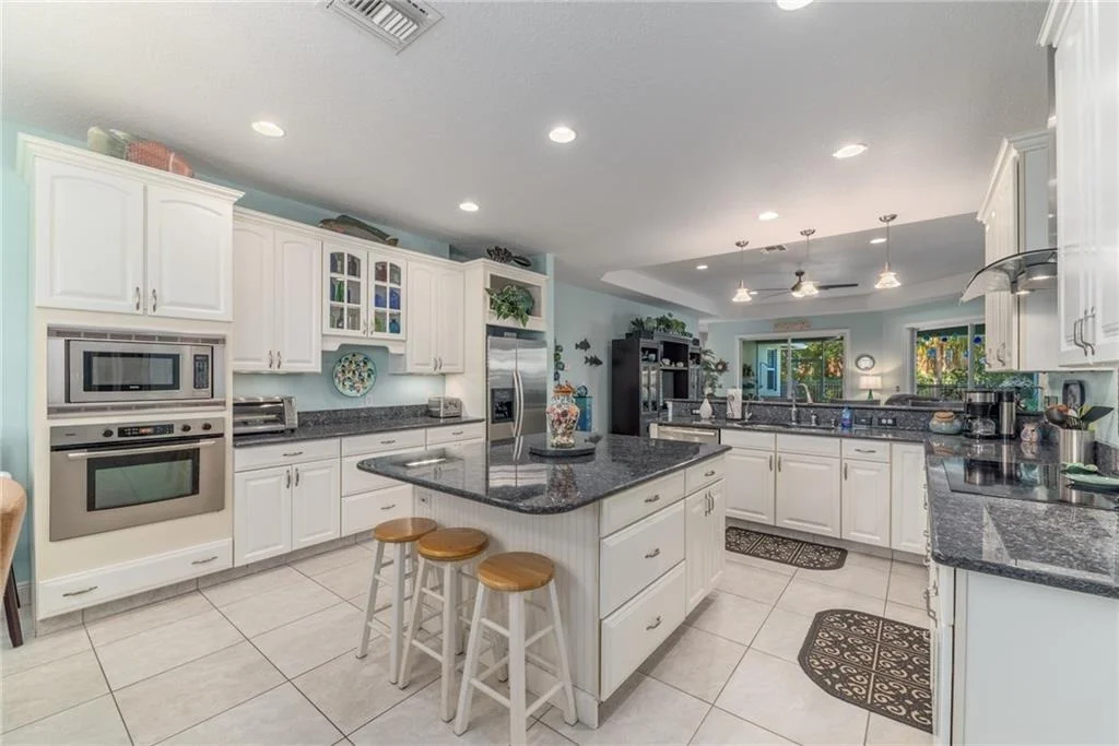 Photo of 2340 NW Bay Colony Drive