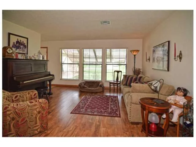 Photo of 8904 SW Cherry Lane