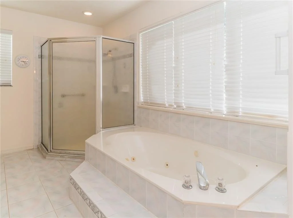 Photo of 143 SW Thrasher Way