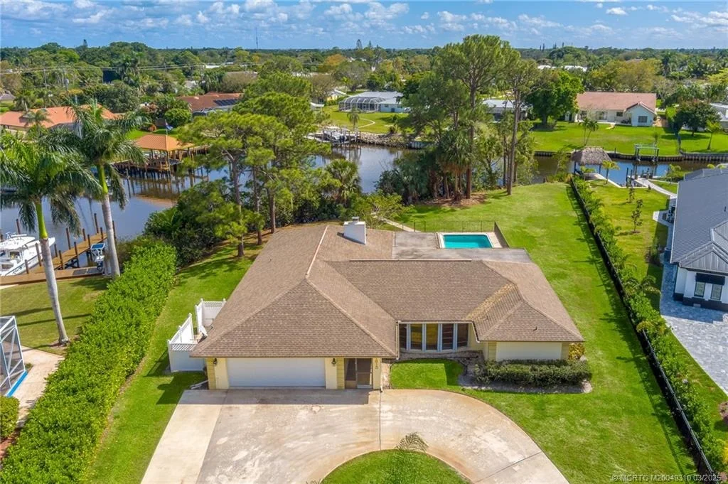 Photo of 1615 NW Bay Tree Circle