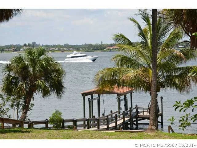 Photo of 81 S River Road
