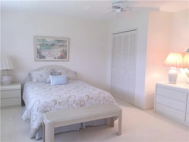 Photo of 4283 SE Fairway East