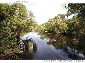 Photo of 286 SE Cardinal Trail