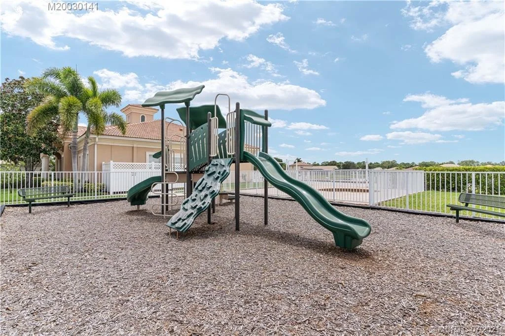 Photo of 1385 SE Legacy Cove Circle