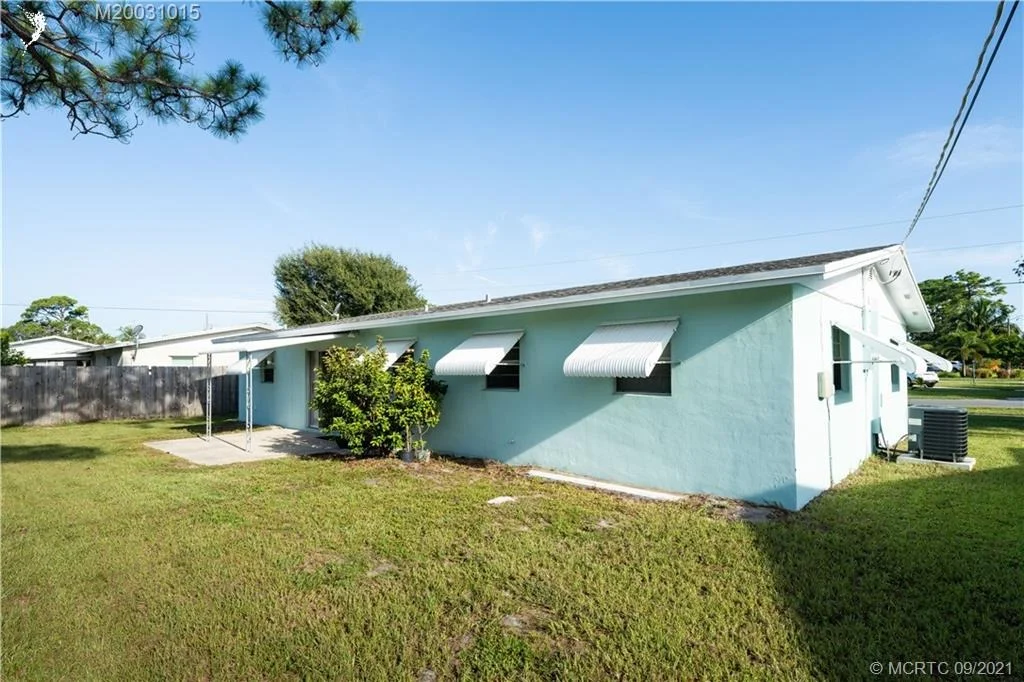 Photo of 1658 SE 10th Street