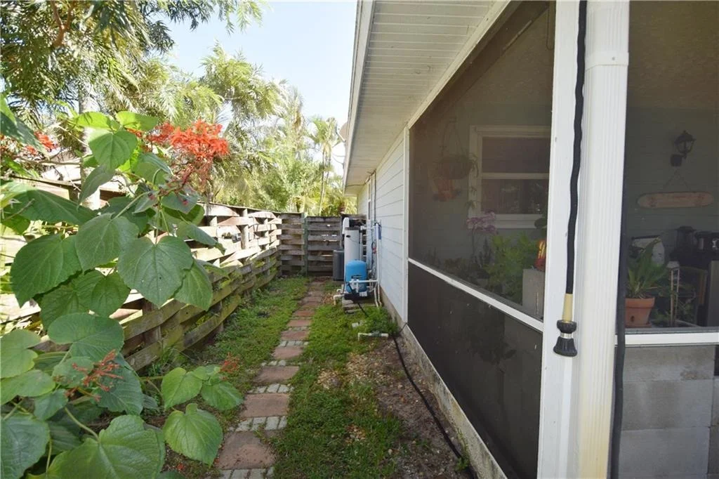 Photo of 3826 SE Middle Street
