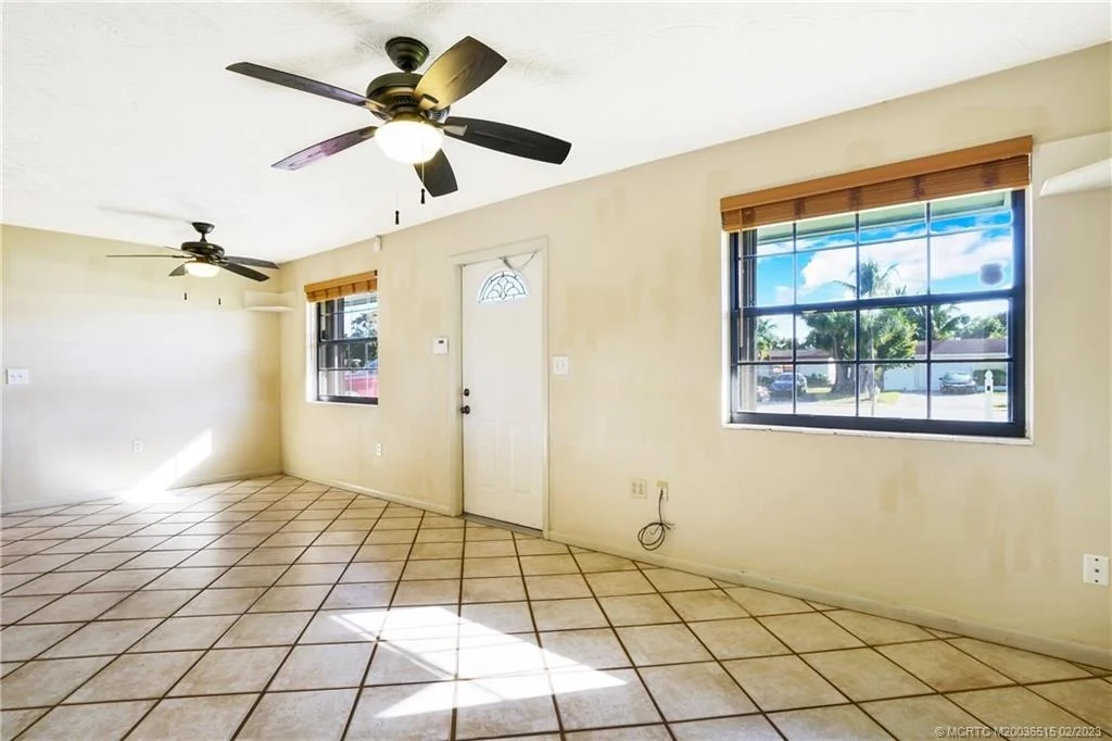 Photo of 1077 Drexel Road