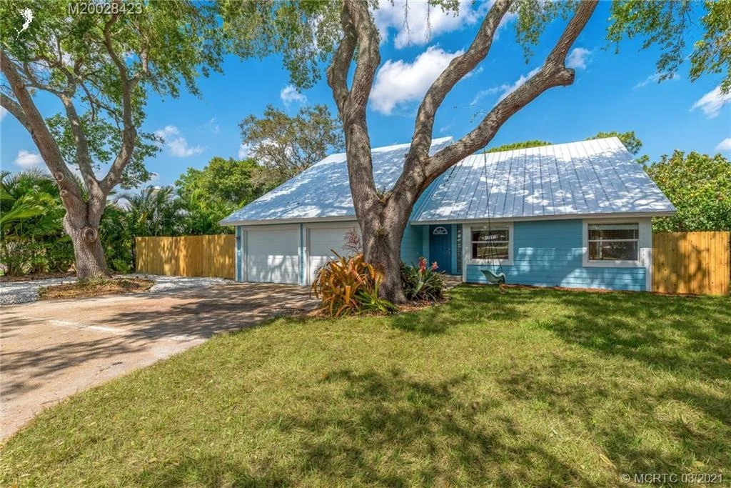 Photo of 1535 NW Quail Circle