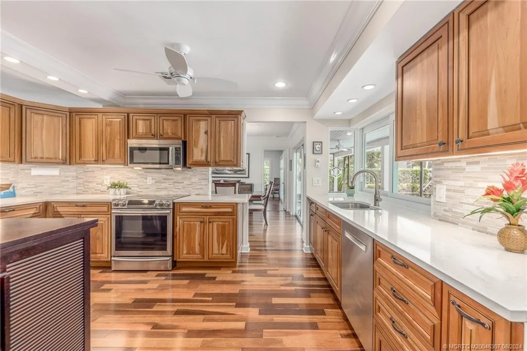 Photo of 4273 SE Fairway E