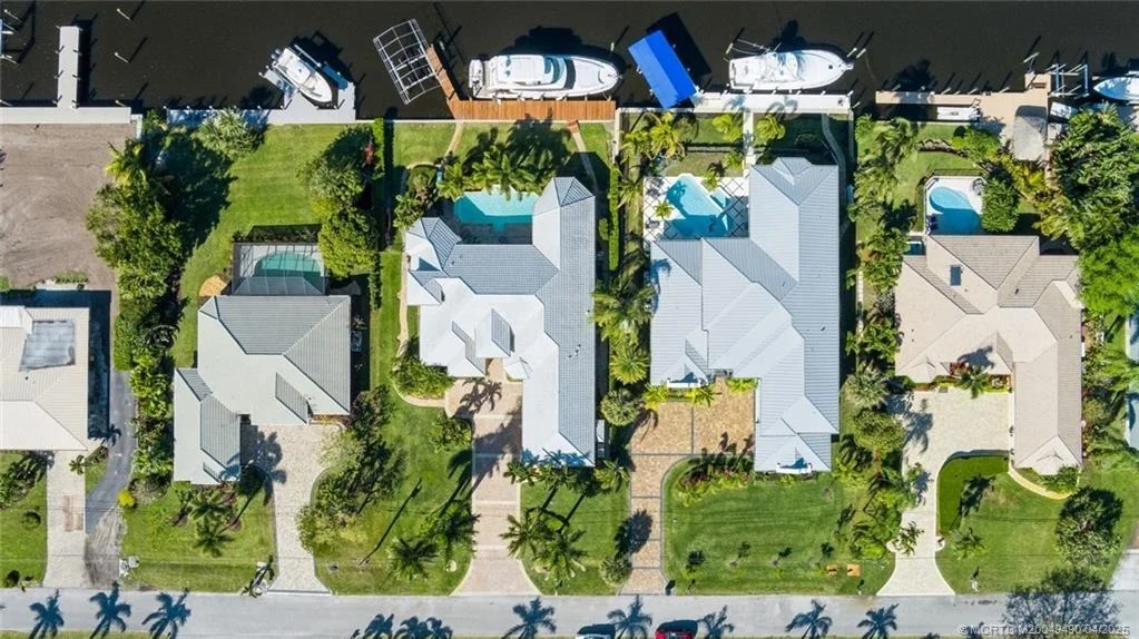Photo of 2492 NW Everglades Boulevard