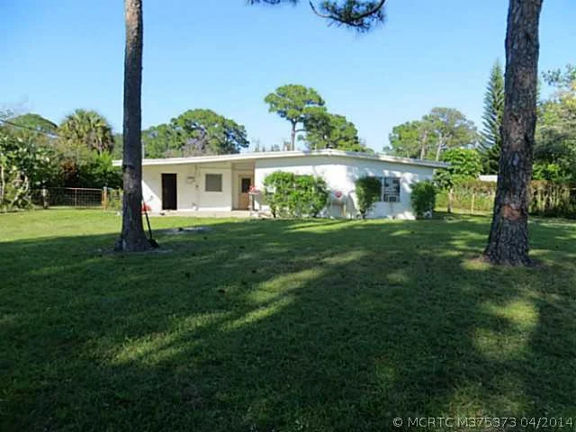 Photo of 842 SE Stafford Drive