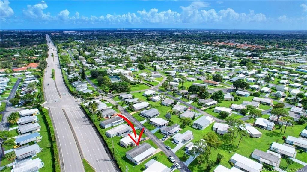 Photo of 4449 Royal Manor Boulevard