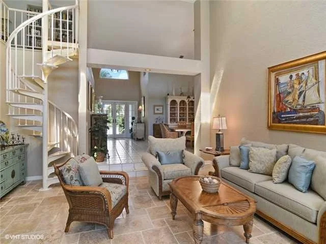 Photo of 6949 SE Harbor Circle
