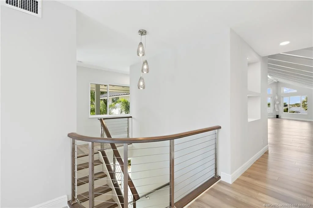Photo of 19 N River Road