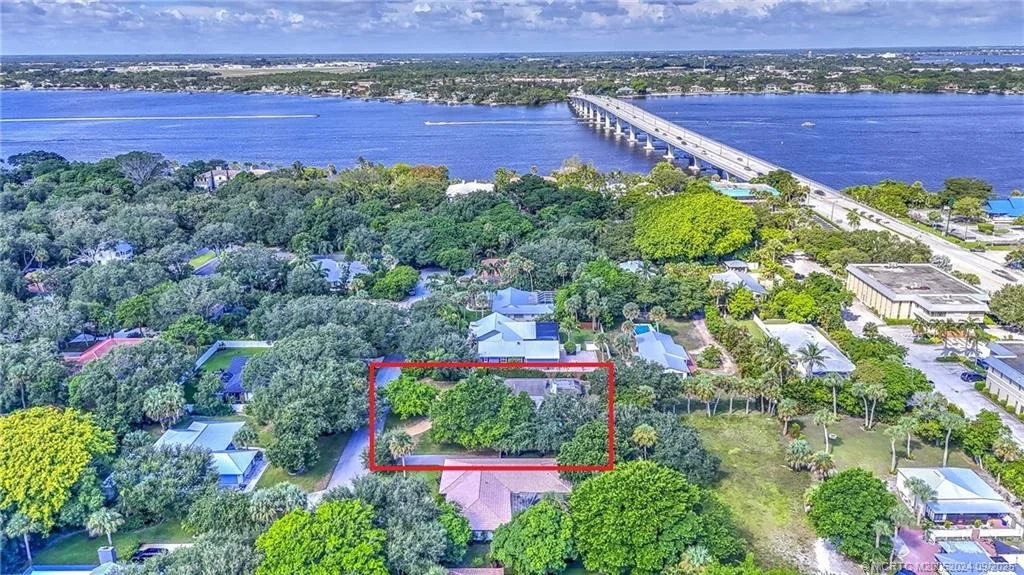 Photo of 6 Copaire Road