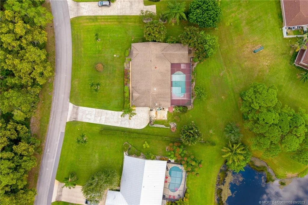 Photo of 2142 SE Opal Way