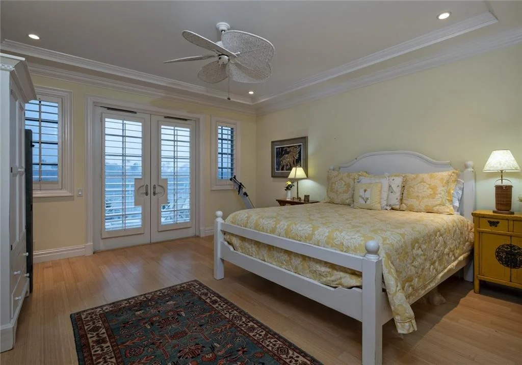 Photo of 6401 SE Inlet Way