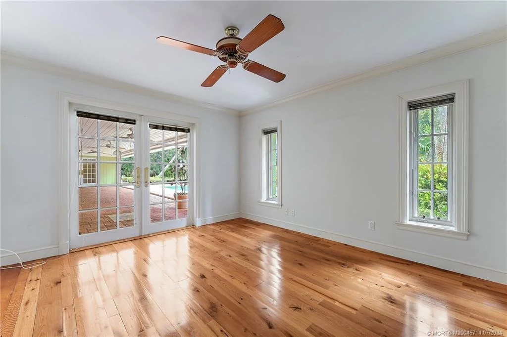 Photo of 1570 NW Fork Road