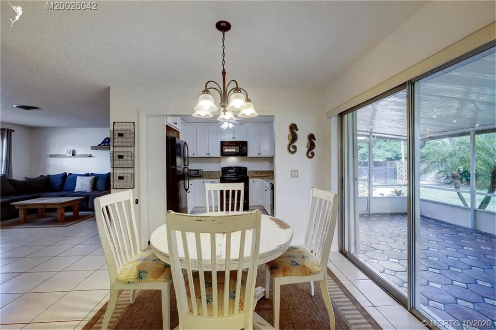 Photo of 1123 SE Alamanda Lane