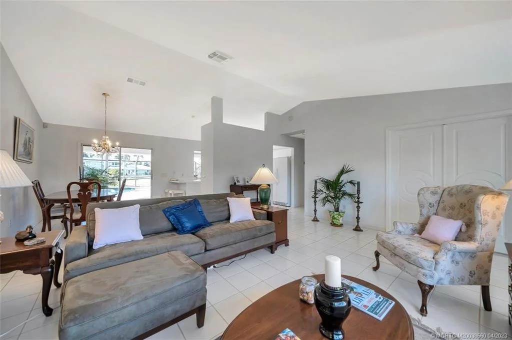 Photo of 1220 SE Ocean Boulevard