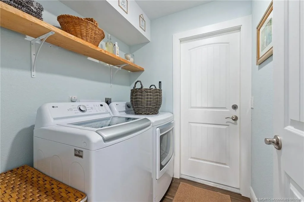 Photo of 4304 SE Fairway E