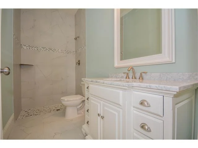 Photo of 4370 SE Bayshore Terrace