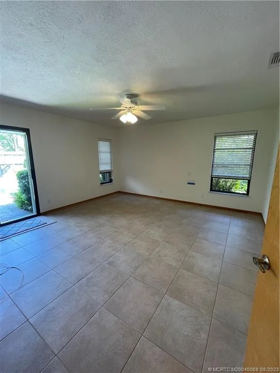 Photo of 1449 SE Mango Place