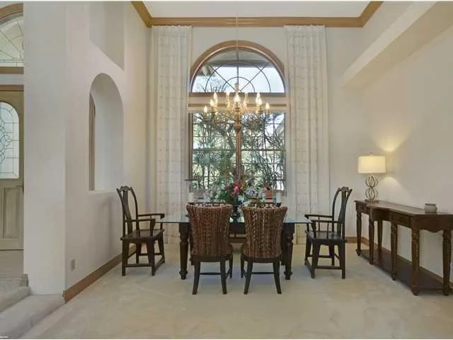 Photo of 2825 SE DUNE Drive