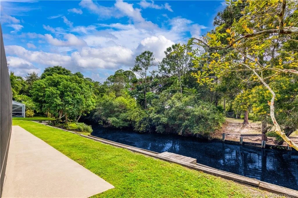 Photo of 7960 SE River Lane