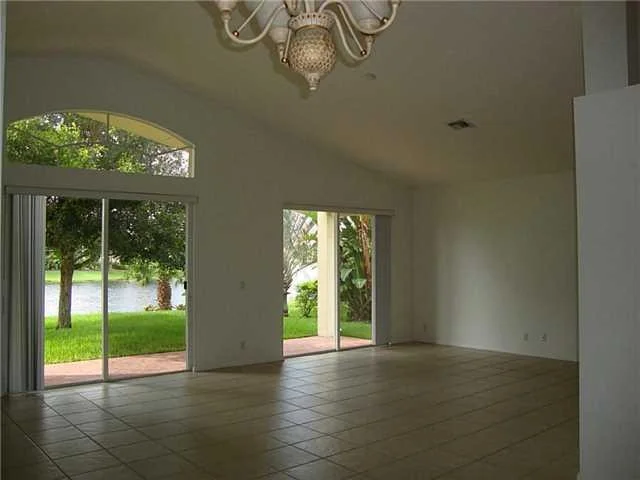 Photo of 1515 SE Legacy Cove Circle