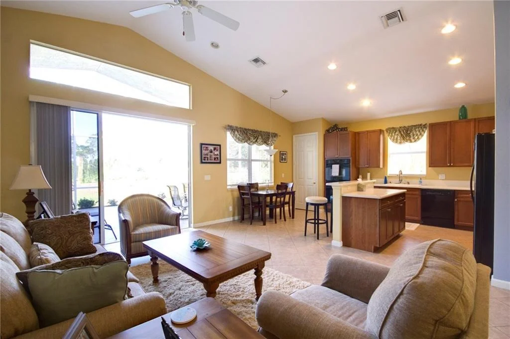 Photo of 1245 SE Fleming Way
