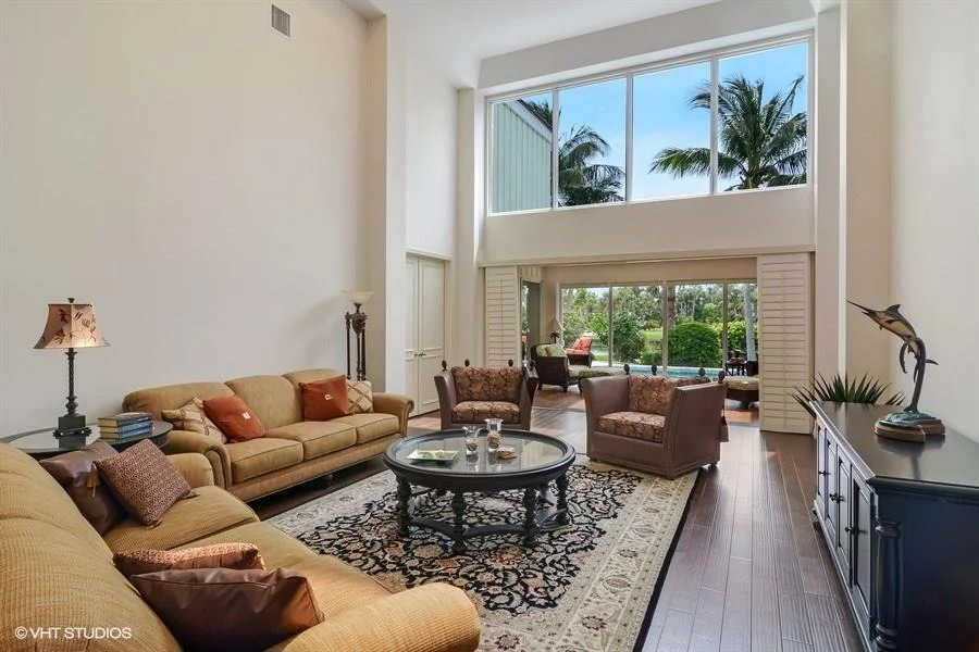 Photo of 6911 SE Harbor Circle