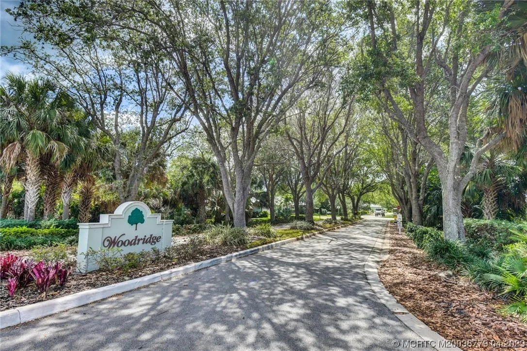 Photo of 5041 SE Bent Wood Drive
