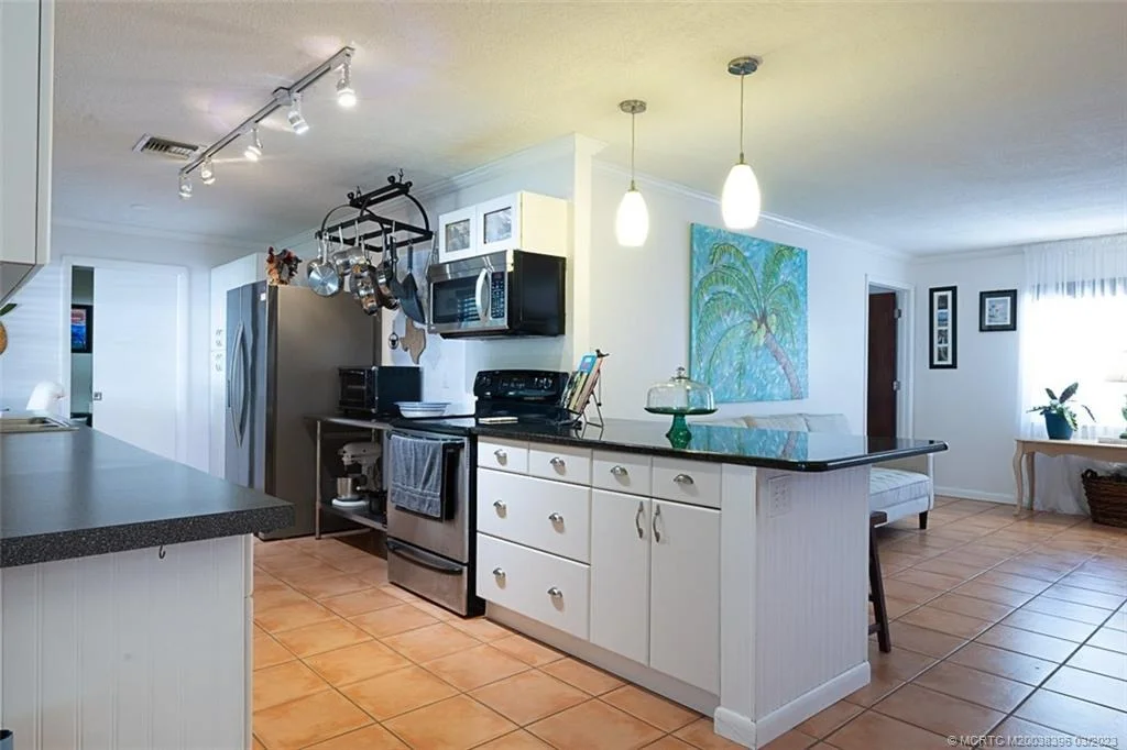Photo of 6239 SE Lake Circle Drive