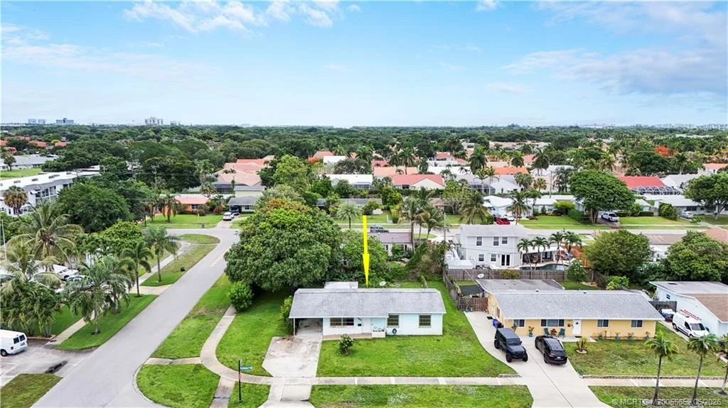 Photo of 940 Eucalyptus Road