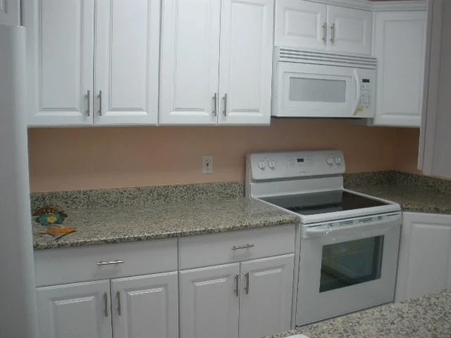 Photo of 4816 SE Horizon Avenue