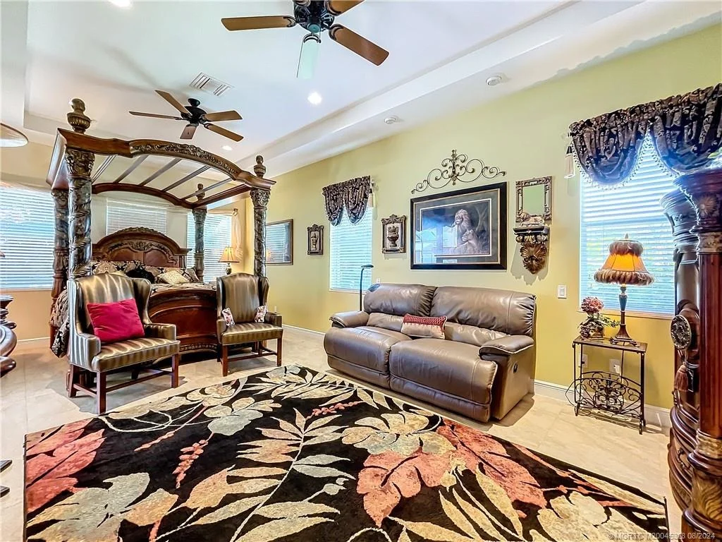 Photo of 4459 SE Bayshore Terrace